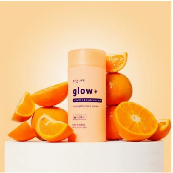 Glow Vitamin C Hydro-Jelly Face Cream 3.4 Fl oz - Picture 2 of 4
